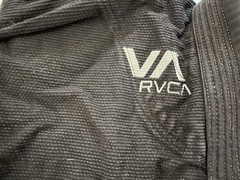 Shoyoroll Batch #38: RVCA Black Used A2