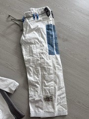 Albino and Preto A&P BJJ Brazilian Jiu-Jitsu Mat HB Gi White Size A0