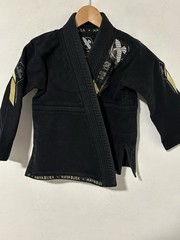 Hyubusa Jacket Gi Black Long Sleeve Y2 Jiu Jitsu Martial Arts Youth