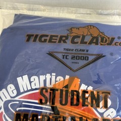 Tiger Claw TC2000 Student Martial Arts Uniform Size 4 NIP 5’7” 150 Lbs
