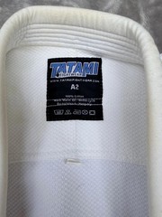 Tatami Fight Wear A2 Kimono Brazilian Jiu Jitsu White Cotton Kuroibi Men’s Small