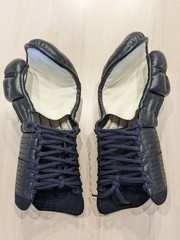 Kendo Mask, Gauntlets, Judo Uniform (top And Bottom), And Bag Set For High