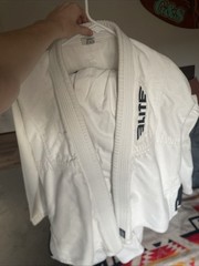 Elite Sports IBJJF Ultra Light BJJ Brazilian Jiu Jitsu Gi for Kids with Presh…