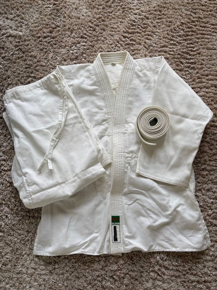 Japanese Judo Gi Uniform Kusakura Top And Bottom Set Beginner Size 3