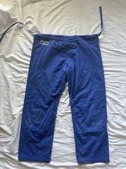 Brazilian Jiu Jitsu Gi – BBJ – OTM Fight Shop Light Weight Gi – A3 Blue