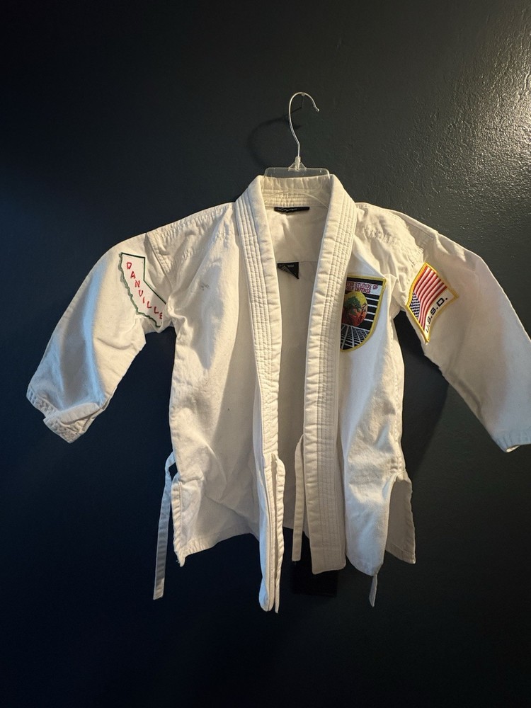 Youth Martial Arts Gi Jacket 000/Youth Small United Studios Danville