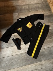 Karate Uniform Kids Youth Size 00 Black Belt Small Logo Advertise Patches