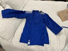 IJF Champion 3 Slim Fit with Stripes Judo Gi 175 cm / US Size 4.5
